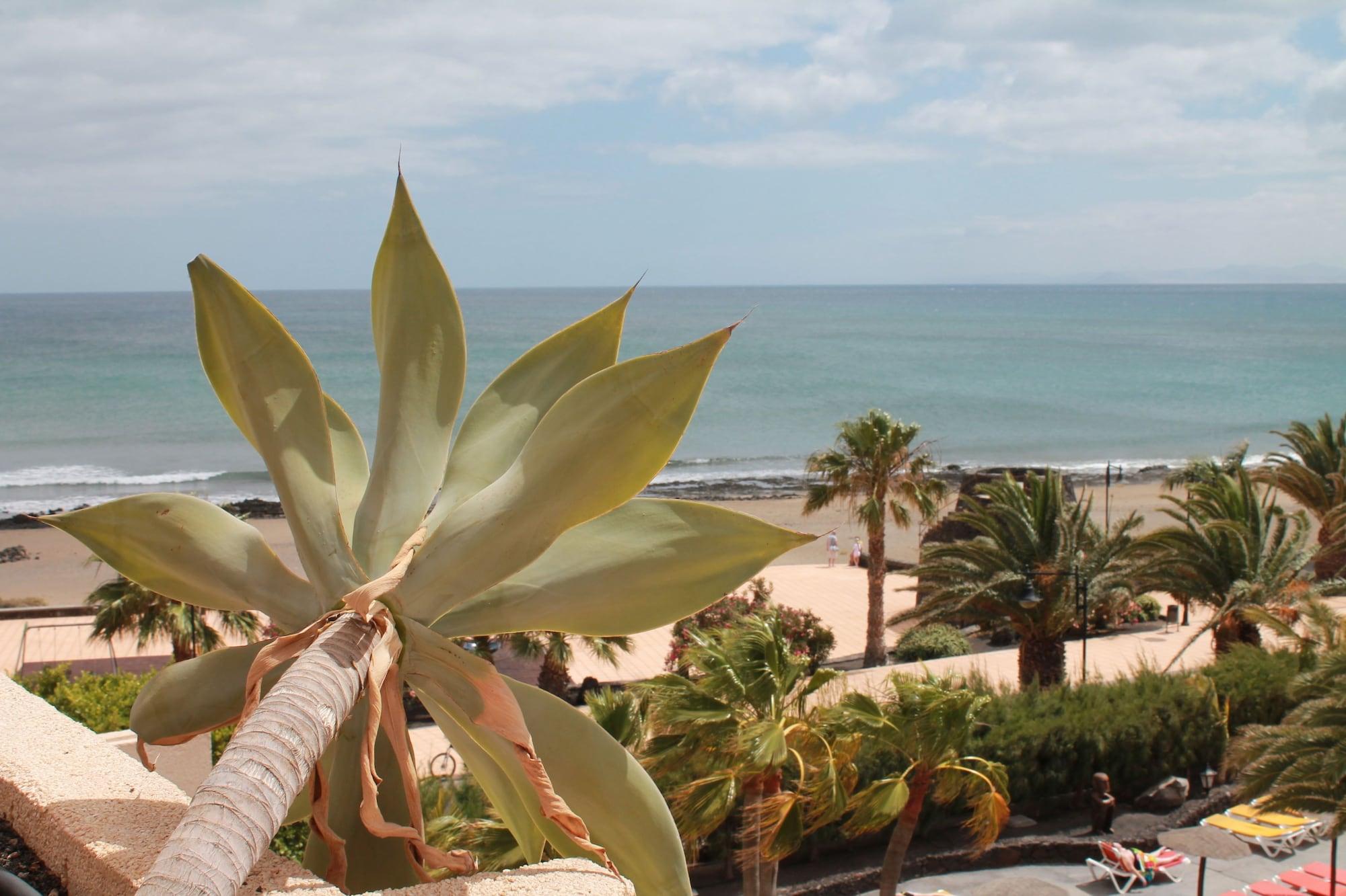 Hotel Beatriz Playa & Spa Puerto del Carmen  Exterior photo