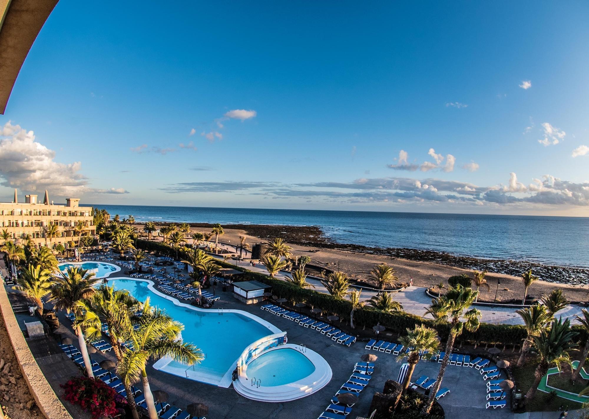 Hotel Beatriz Playa & Spa Puerto del Carmen  Exterior photo